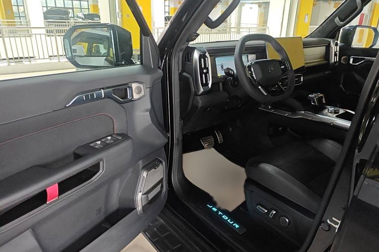 Used  Shanhai T2 2024 C-DM 208KM Mountain & Wilderness Edition
