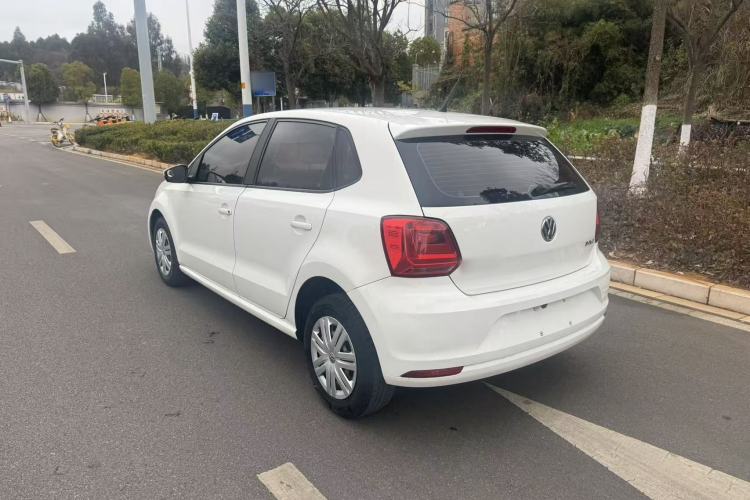 Used Volkswagen Polo 2016 1.4L Manual Fashion Model