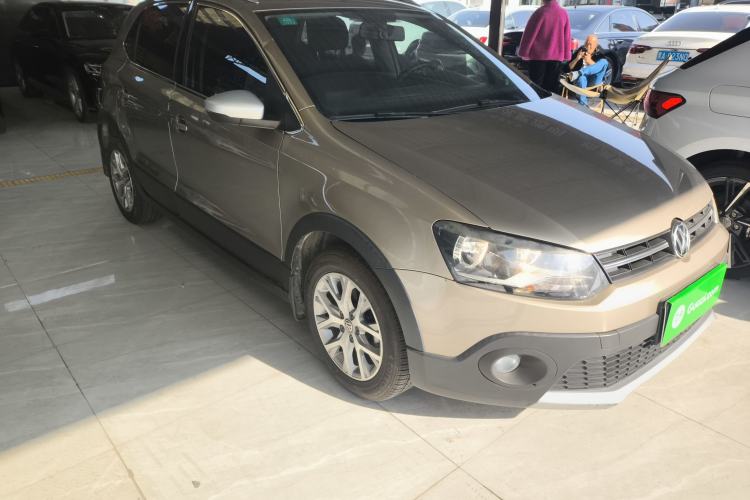 Used Volkswagen Polo 2016 1.4L Cross Polo Automatic
