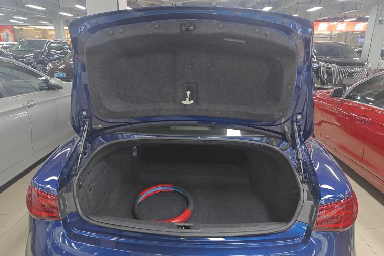 Used Infiniti Q60 2019 2.0T Luxury Edition
