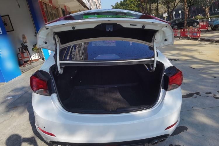 Used Hyundai Elantra 2016 1.6L Automatic Smart Version