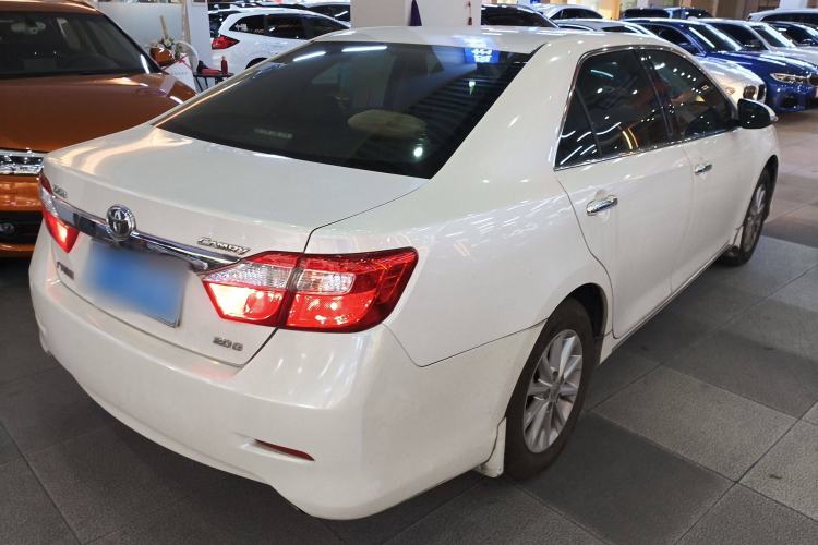 Used Toyota Camry 2013 2.0G Comfort Edition
