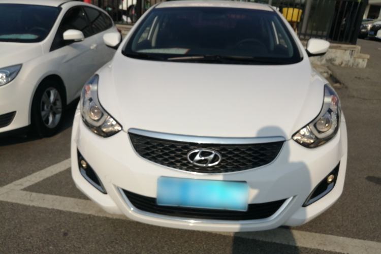 Used Hyundai Elantra 2016 1.6L Automatic Smart Version
