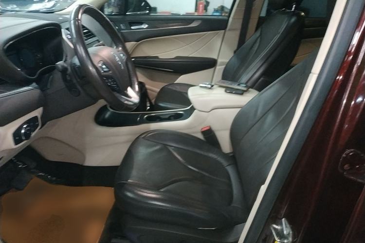 Used Lincoln MKC 2017 2.0T Two-Wheel-Drive Luxury Edition