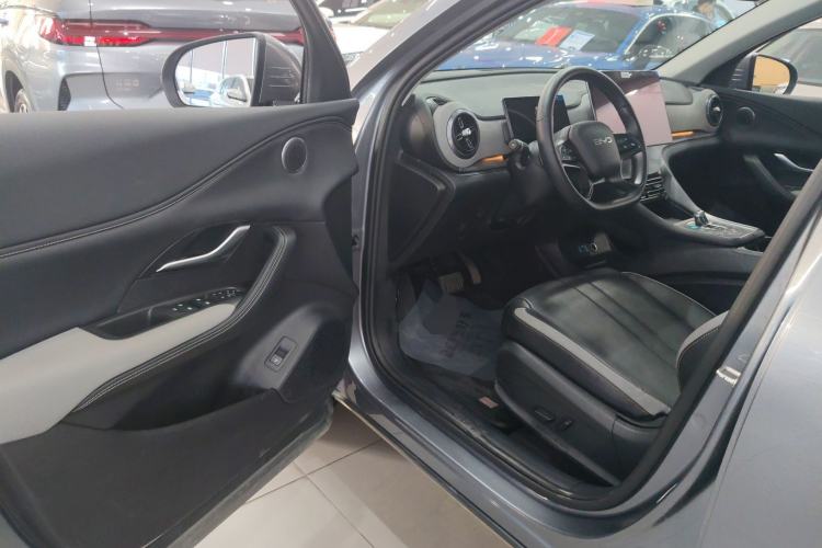 Used BYD Sealion 05 DM-i 2025 DM-i Smart Drive 115KM Flagship Model
