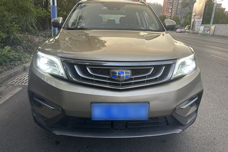 Used Geely Auto Emgrand X7 Sport 2018 1.8TD Automatic Two-Wheel Drive ZhiZun Model with 4G Connectivity
