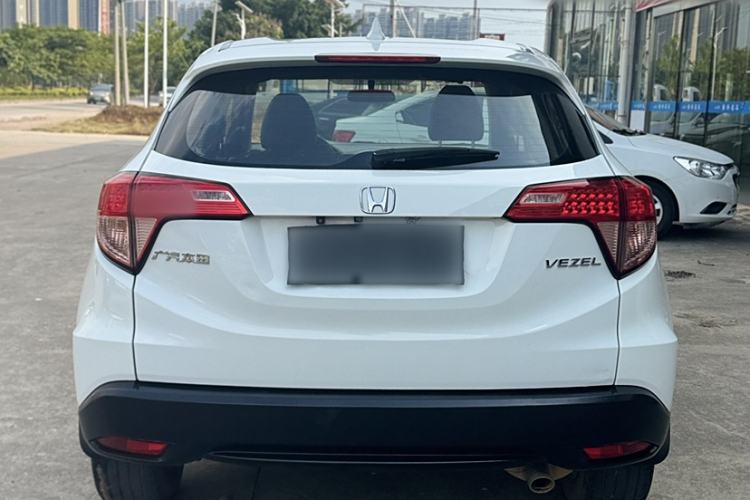 Used Honda Vezel 2016 1.8L CVT Front-Wheel Drive Pioneer Edition
