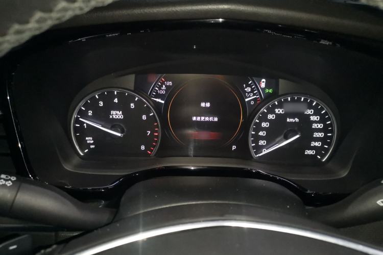 Used Cadillac XT5 2018 25T Luxury Model
