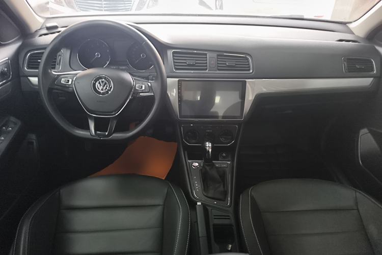 Used Volkswagen Lavida 2017 1.6L Automatic Comfort Edition
