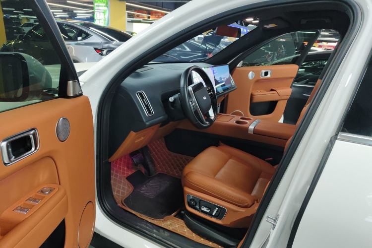 Used Li Auto L7 2023 Air model
