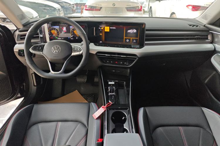 Used Volkswagen Lamando 2025 Lavida L 280TSI DSG Cool & Spicy PLUS Edition
