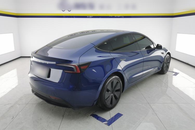 Used Tesla Model 3 2025 Rear-Wheel-Drive Version
