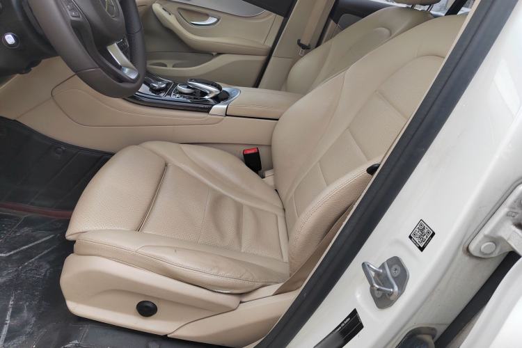 Used Mercedes-Benz GLC 2018 GLC 200 4MATIC
