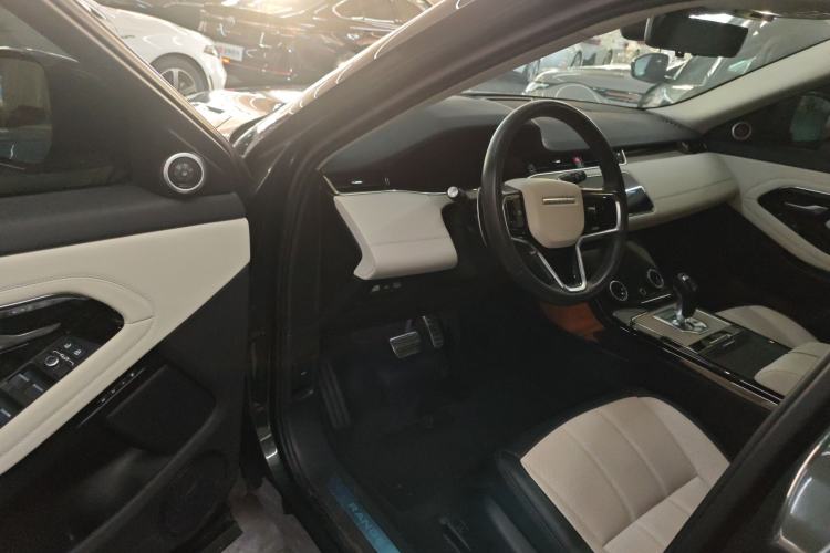 Used Land Rover Range Rover Evoque 2023 Aurora L 249 PS Luxury Edition