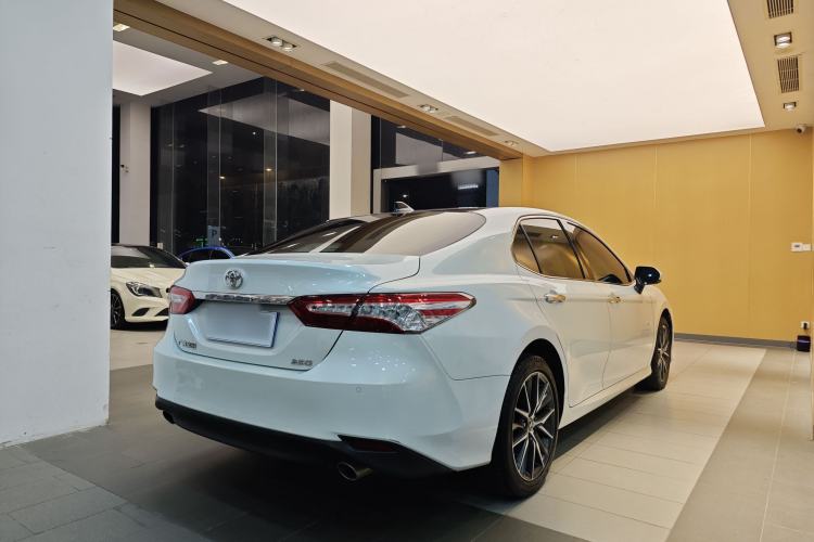 Used Toyota Camry 2021 2.5G Luxury Edition
