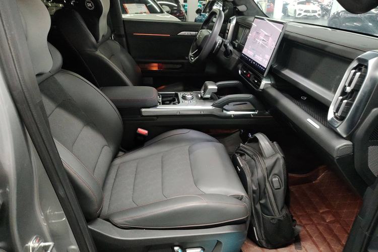 Used Jetour Traveler 2023 2.0T All-Wheel Drive CrossPRO+
