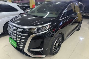 Used Denza D9 2022 DM-i 1040 Prestige Model