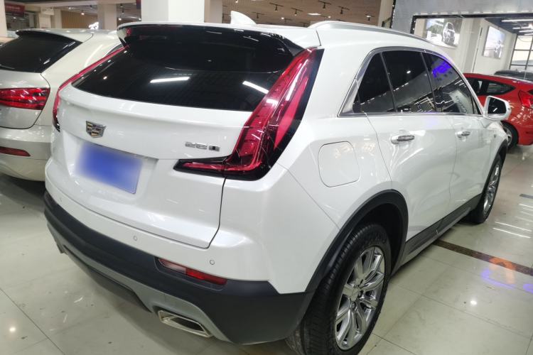 Used Cadillac XT4 2021 28T Two-Wheel Drive Leading Version
