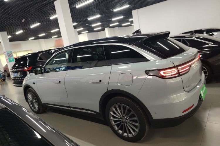 Used Leapmotor C11 2024 Range-Extended 300 Luxury Edition
