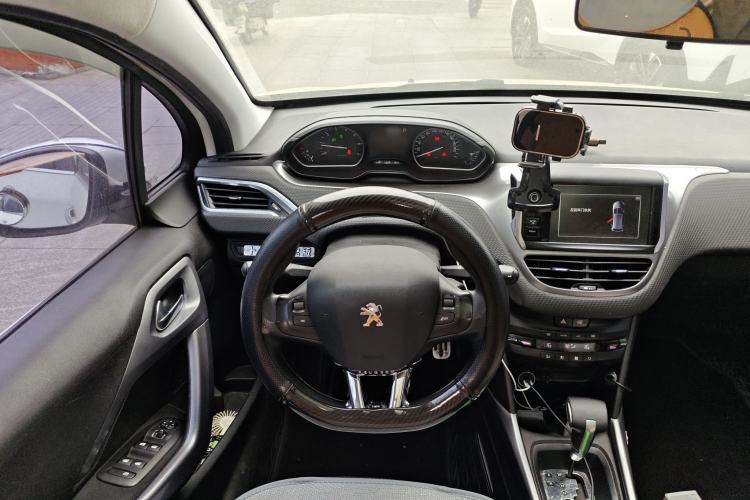 Used Peugeot 2008 2014 1.6L Automatic Fashion Edition