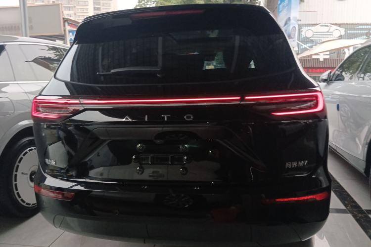 Used Hima AITO M7 2024 1.5T Rear-Drive Plus Version 5 Seats
