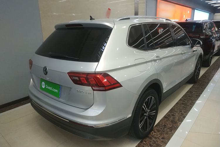 Used Volkswagen Tiguan L 2021 330TSI Automatic Two-Wheel Drive Smart Edition
