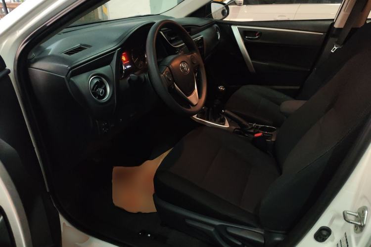 Used Toyota Corolla 2017 Revised Version 1.2T Manual GL-i