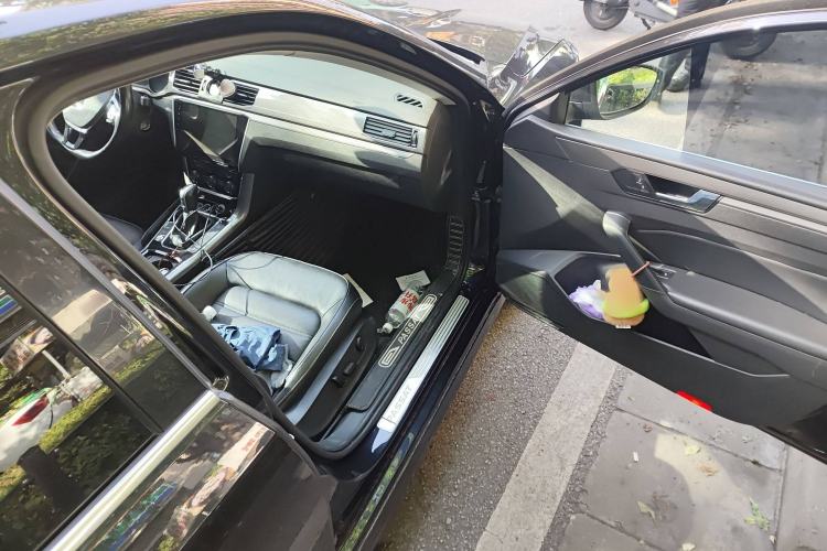 Used Volkswagen Passat 2016 330TSI DSG Luxury Edition
