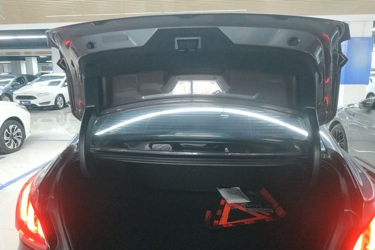 Used MG 5 2021 Revised 300TGI DCT Qingshè Luxurious Enjoyment Edition
