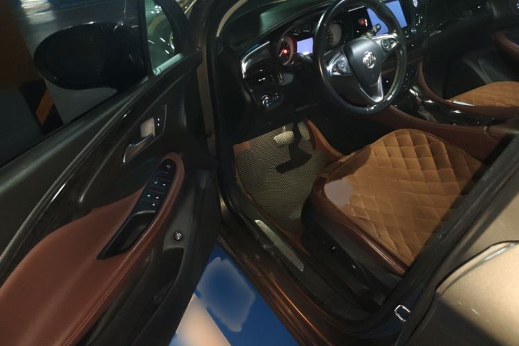 Used Buick Envision 2015 20T Four-Wheel Drive Luxury Model
