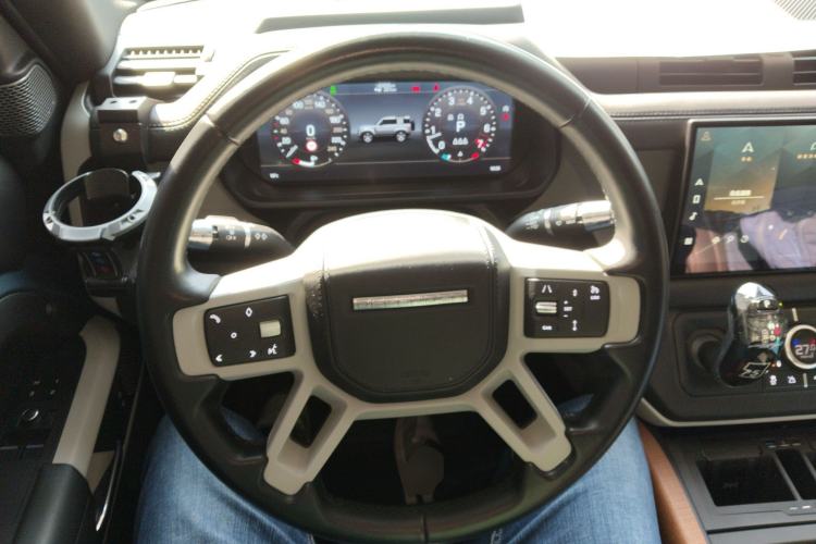 Used Land Rover Defender 2022 90 2.0T P300 X-DYNAMIC HSE
