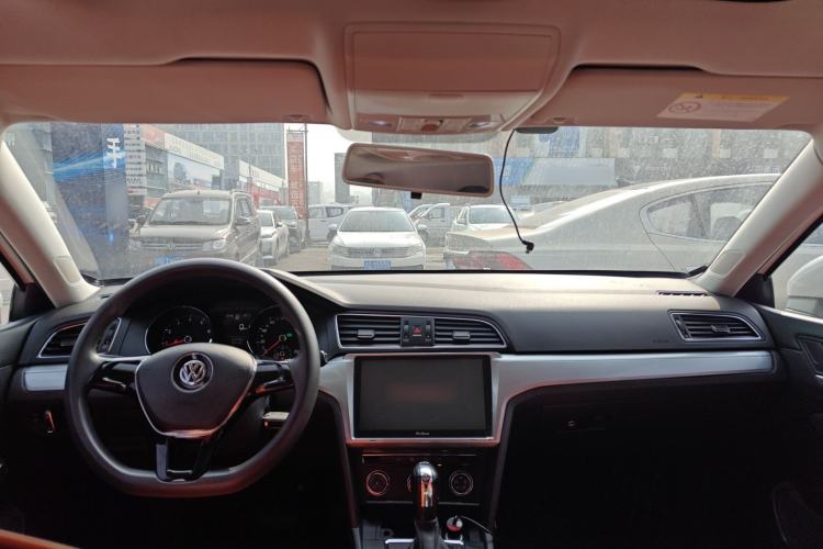 Used Volkswagen Lamando 2018 230TSI DSG Fashion Edition
