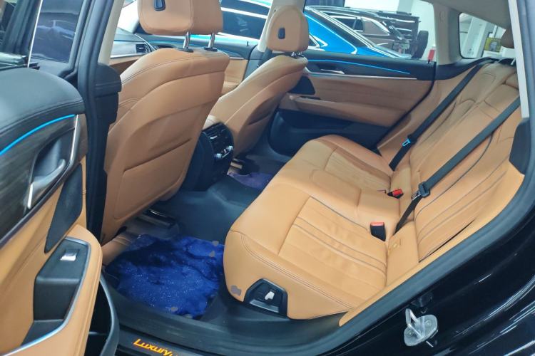 Used BMW 6 Series GT 2021 630i Luxury Design Package