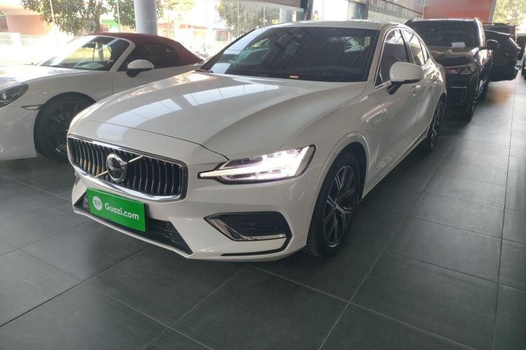 Used Volvo S60 2023 B4 Zhiyi Luxury Edition