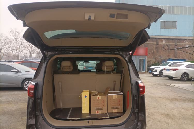 Used Buick GL8 2021 ES Landtrek 653T Luxury Model
