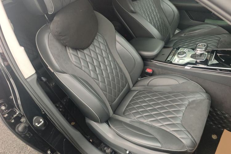 Used Hongqi HS5 2019 2.0T Smart Connect Flagship All-Wheel-Drive Version
