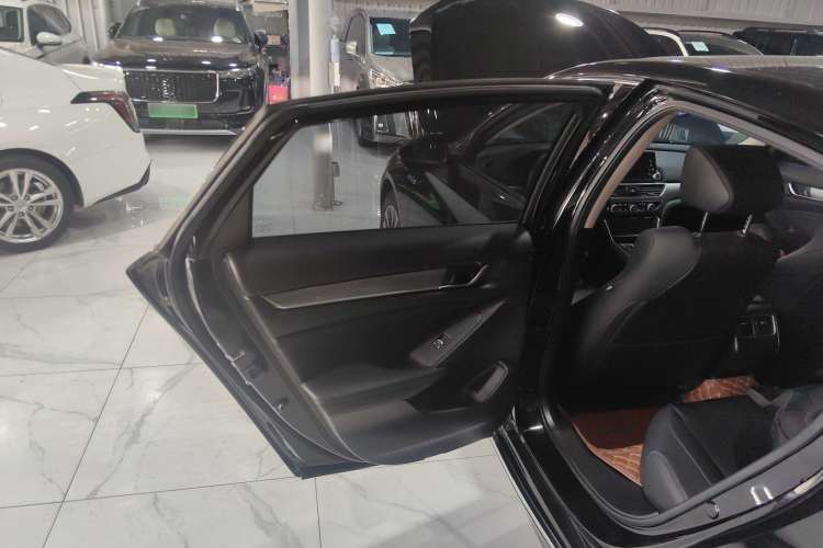 Used Honda Accord 2018 Rui Hybrid 2.0L Rui Ling Edition China VI
