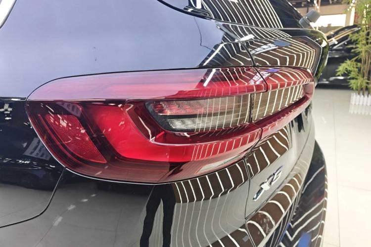 Used BMW X5 2022 xDrive 30Li Luxury M Sport Package
