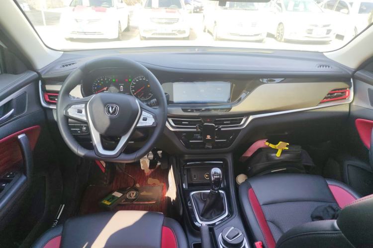 Used Changan CS35PLUS 2022 1.6L Manual Luxury Edition
