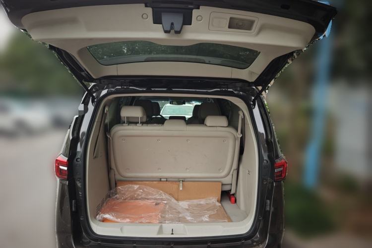 Used Buick GL8 2021 Land Cruiser Executive Class 652T Luxury Model
