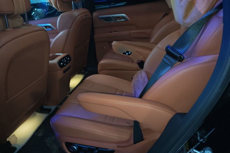 Used  S09 2025 Four-Wheel Drive Ultra+ Custom Edition
