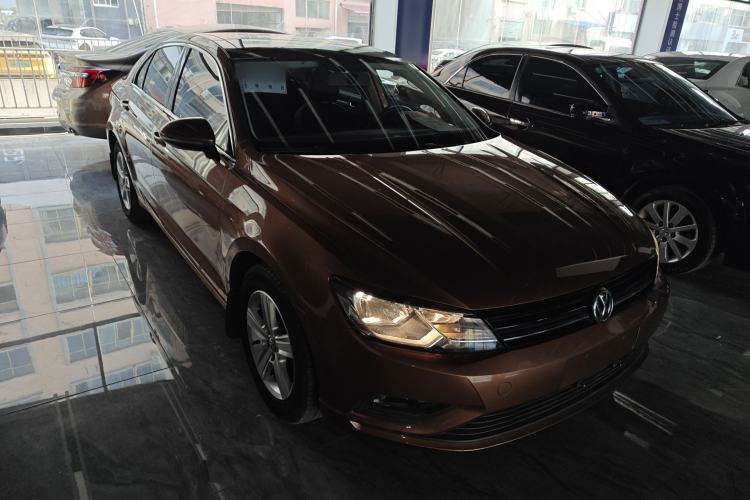 Used Volkswagen Lamando 2017 230TSI DSG Fashion Edition
