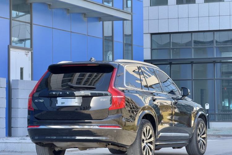 Used Volvo XC90 2023 B5 SmartDrive Luxury Edition 5 Seats
