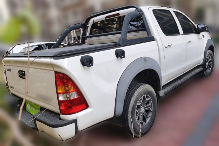 Used Foton Tunland 2018 2.4L E5 Two-Wheel Drive Comfort Version 4G69S4M
