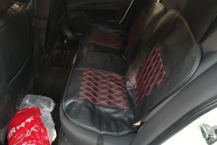 Used Roewe 350 2015 1.5L Manual Luxury Sunroof Edition