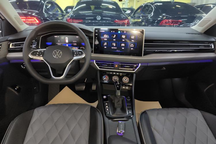 Used Volkswagen Sagitar 2025 Revised 300TSI DSG Excellence Edition
