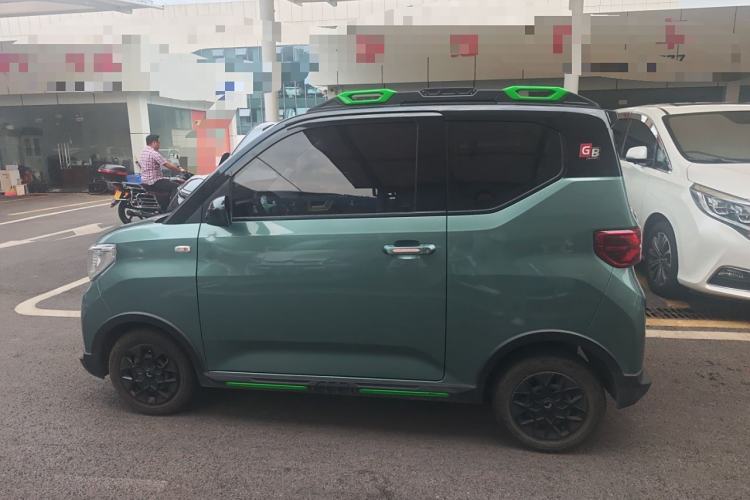 Used Wuling Hongguang MINIEV 2022 GAMEBOY 200km Play Edition with Lithium Iron Phosphate
