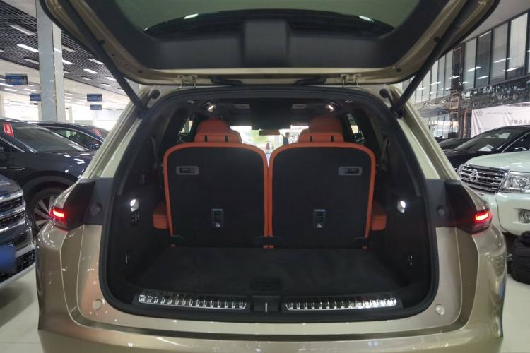 Used Li Auto L8 2024 Ultra Model
