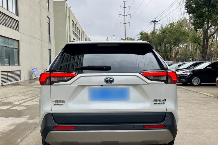 Used Toyota RAV4 2023 Dual-Engine 2.5L E-CVT Four-Wheel Drive Elite Plus Edition
