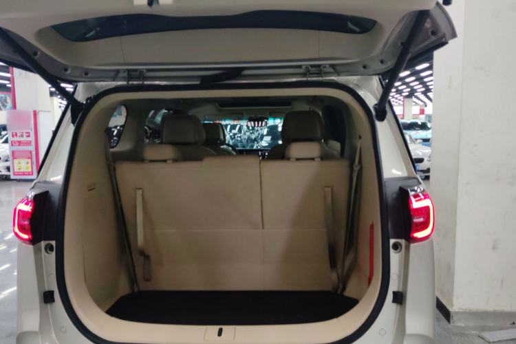 Used Buick GL8 2022 ES Land Cruiser 653T Luxury Model
